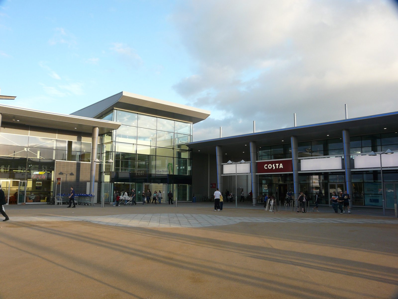 bradley stoke willow brook town centre